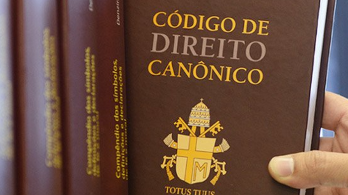 La revolución sinodal en el derecho canónico
