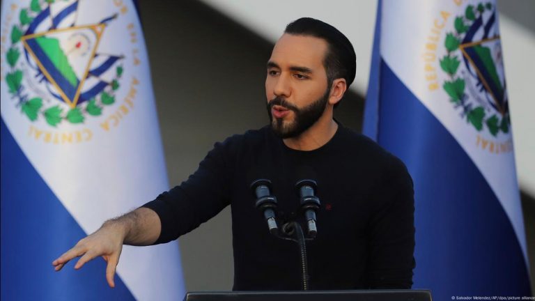 Nayib Bukele y el periodismo salvadoreño (exiliado)