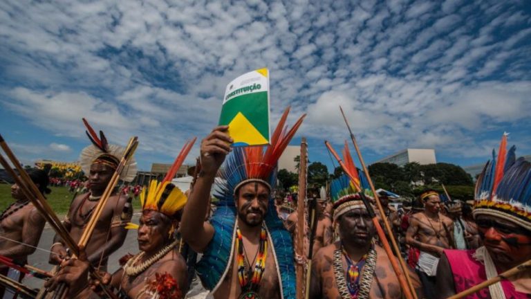 Brasil: vida dos povos indígenas