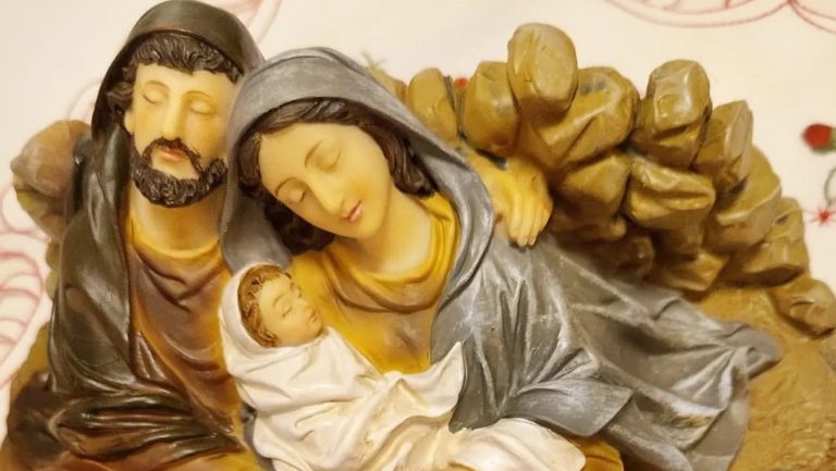 Acoger al Niño del pesebre y quedarnos a su lado