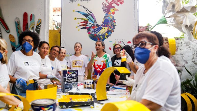 Carnaval de Recife homenageia Dom Helder Camara: ele entrava na festa popular…