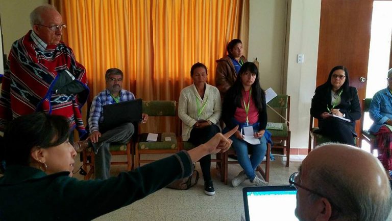 Amerindia colabora en la animación del taller de “Derechos humanos y Madre Tierra” en Quito