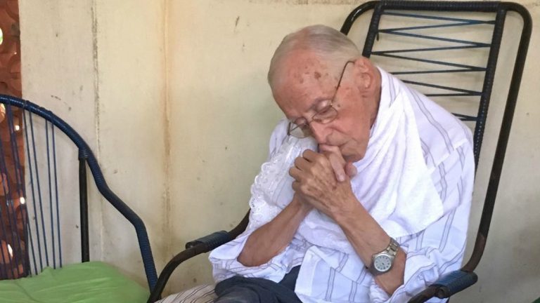 La mujer que viajó desde Montevideo para celebrar con Casaldáliga sus 90 años