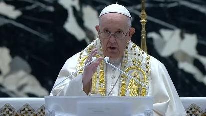 Francisco pide a los Gobiernos que aceleren la “ayuda imprescindible” a las familias golpeadas por la pandemia