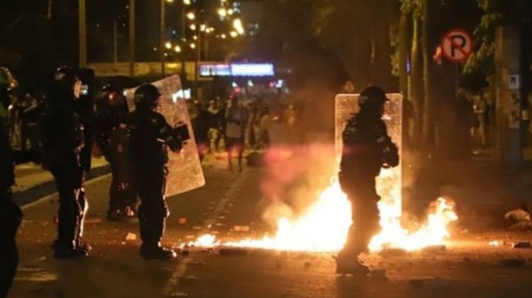 Colombia en llamas: el fin del neoliberalismo será violento
