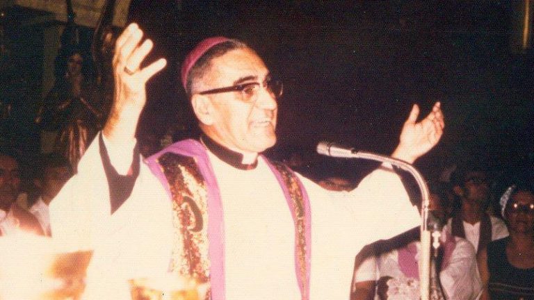 La aceptamos, haremos todo lo que dice el Señor