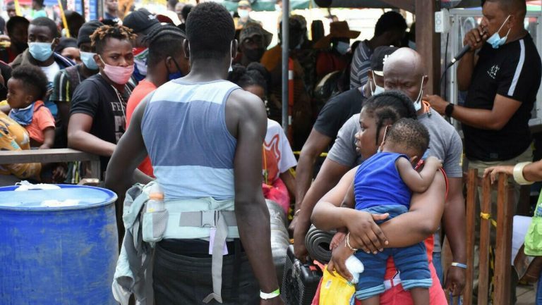 Situación de migrantes en Necoclí: “Bienaventurados los migrantes, porque ellos son los peregrinos del Reinado de Dios”