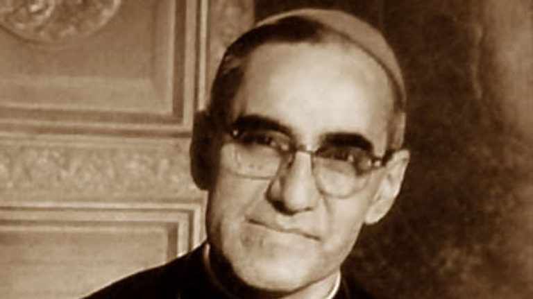 Comentarios bíblicos: 32º domingo ordinario – B. ¿Qué dice Mons. Romero?