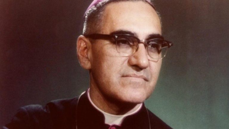 Comentarios bíblicos: 33º domingo ordinario – B. ¿Qué dice Mons. Romero?