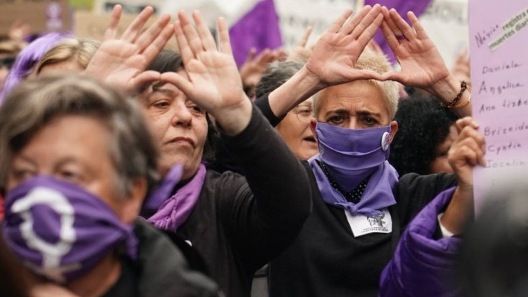 Lucha por la no violencia contra las mujeres