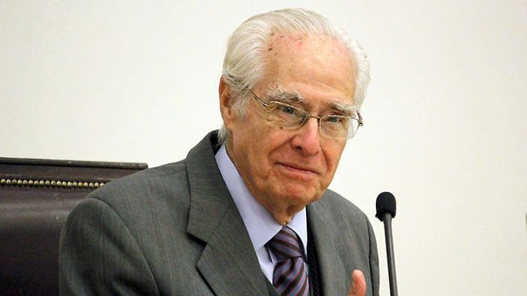 Roberto Garretón: un gran ejemplo