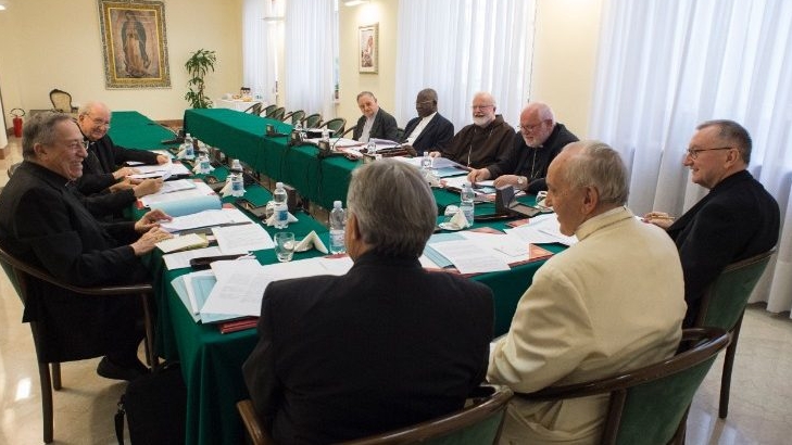 De la reforma de la curia romana y otras reformas