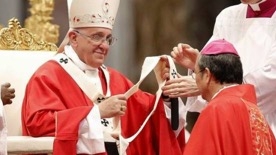 El Papa incluirá a dos mujeres en el ‘ministerio’ vaticano que elige a los futuros obispos