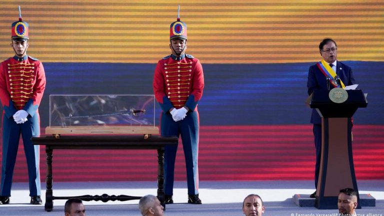 Discurso imaginario del Libertador Simón Bolívar a Gustavo Petro