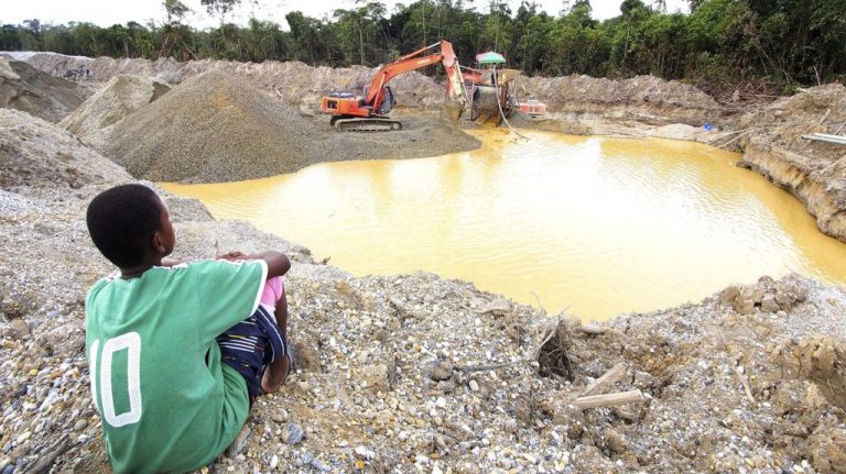 Extractivismos a «manos llenas»: justificaciones y propositos insostenibles