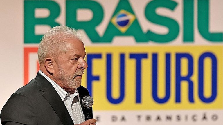 Desafios de Lula passam por aumentar salários e garantir auxílios