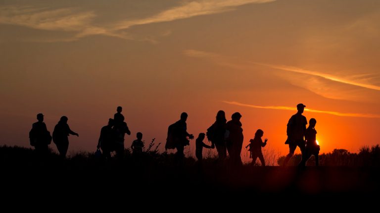 La radicalidad de “Dios-con-nosotros”