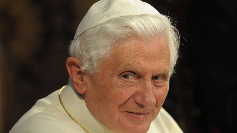 Benedicto XVI: el teólogo que renunció al papado