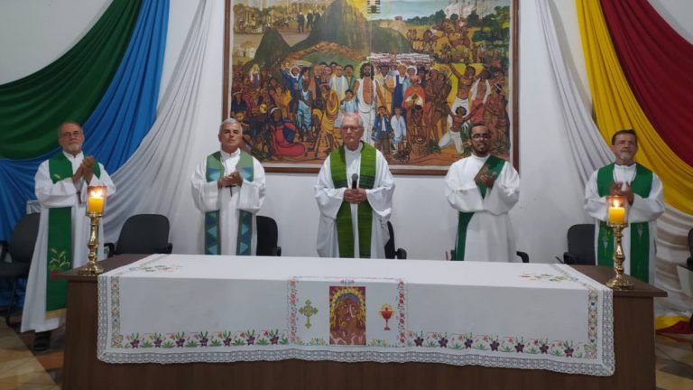 Cardenal Steiner: “El anuncio del Reino no cabe en la vestimenta, sólo cabe en el corazón, en la vida de las personas”