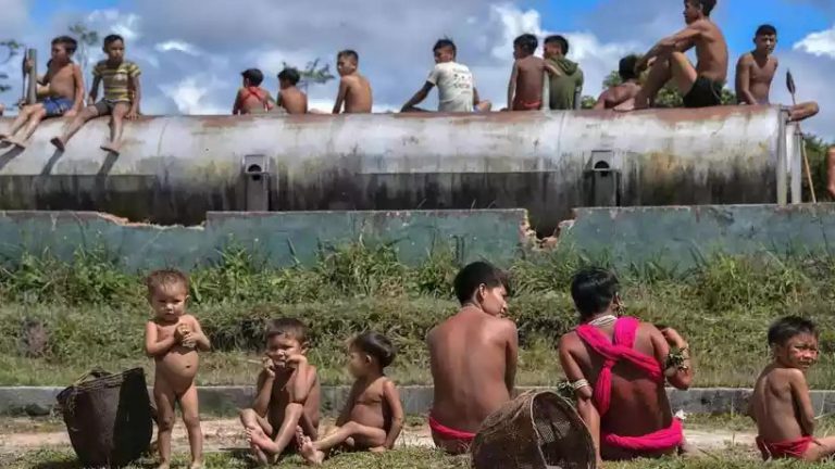 Yanomamis: o papel do autoritarismo e dos militares