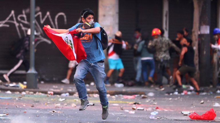 Separata Páginas: Crisis en Perú. La voz de las comunidades de fe
