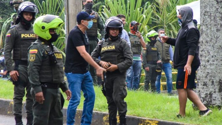 Colombia: Grabaciones confirman que militares y “civiles” atacaron a manifestantes en el estallido social