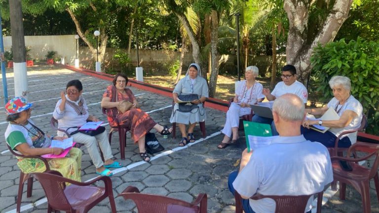 Red Amerindia se reúne en Manaus para reflexionar sobre teología de la liberación