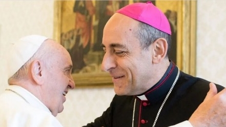 El Papa encomienda a Mons. Fernández “custodiar la enseñanza que brota de la fe para dar razón de nuestra esperanza”