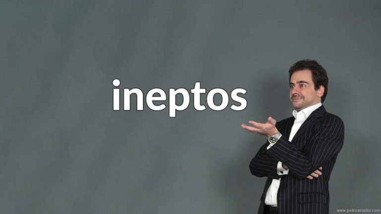 “Hacer famosos a unos ineptos”