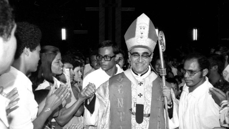 Comentarios bíblicos: ¿Por qué es necesaria la Iglesia?