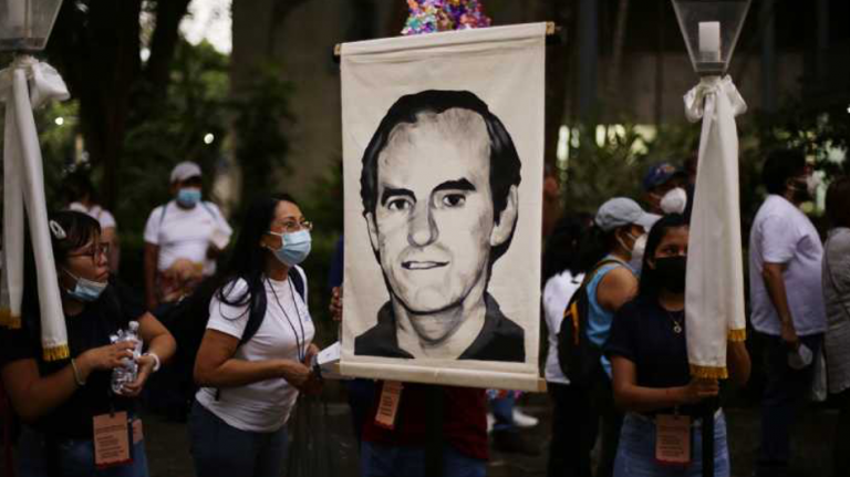 Iglesia Católica inicia proceso de canonización de Ignacio Ellacuría y otros mártires