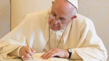 Carta de Isabel Gómez Acebo al Papa: “Estás haciendo un cambio radical en la Iglesia, le pido a Dios que te proporcione algunos años más de vida”