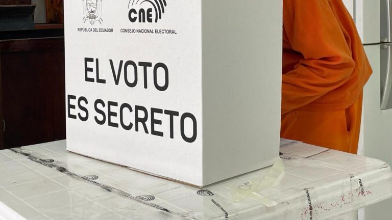 Ecuador: ¡Que “parapeto” de Consulta y Referéndum!