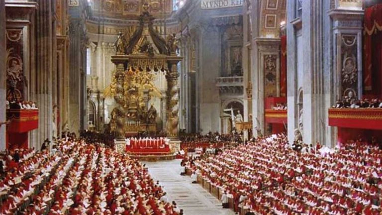 Há CINCO bispos vivos participantes do Concílio Vaticano II (1962-1965)