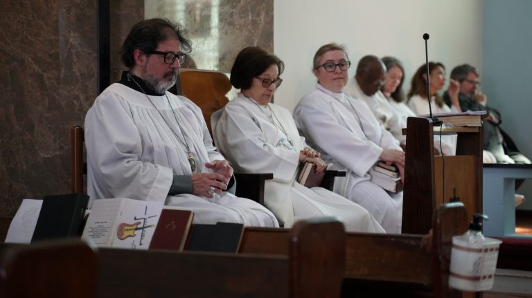 Sínodo da Igreja Lusitana – Portugal aprova o acesso das mulheres ao episcopado