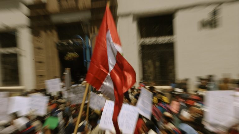 Pronunciamiento de grupos eclesiales de Perú en defensa de la democracia