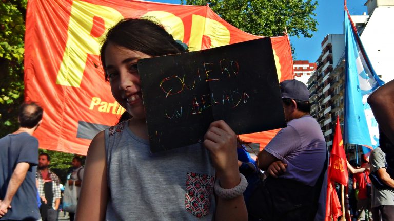 El entramado bendito detrás del grito descolonizador