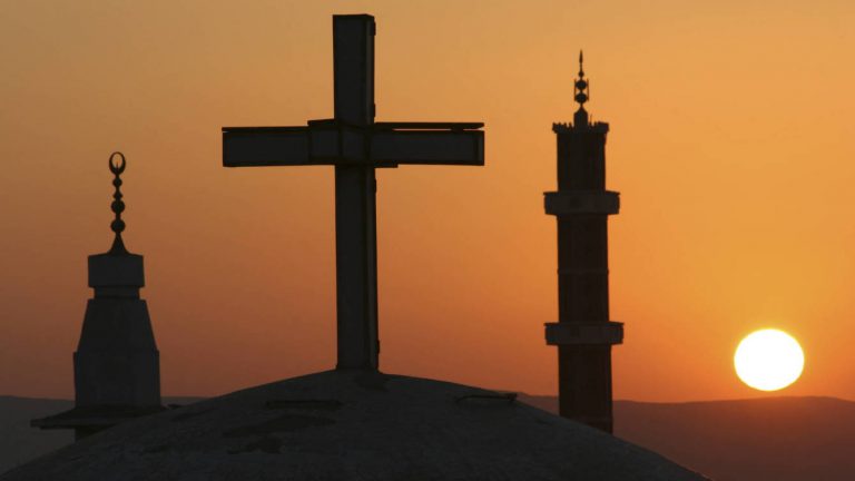 Las religiones monoteístas: de guerras de religiones a espacios de diálogo y hospitalidad
