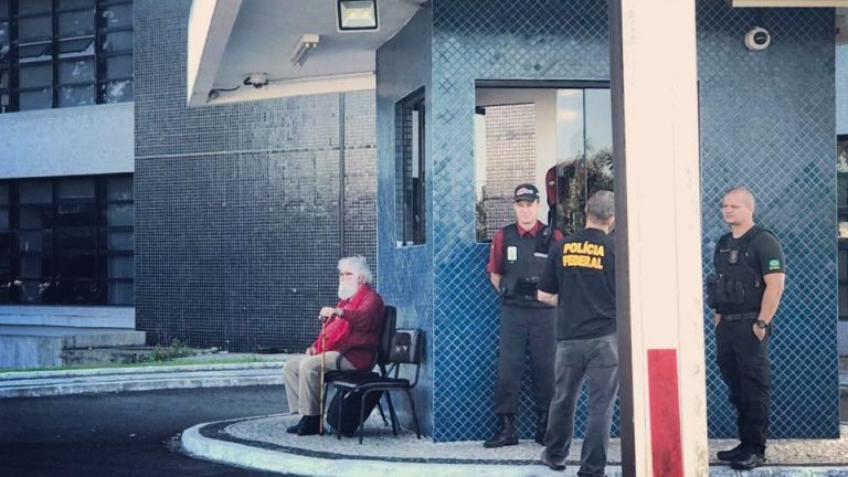 “Estive preso e me impediram de visitar-te”