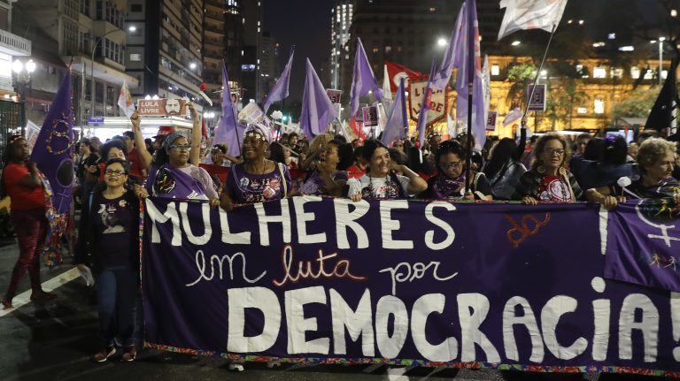 Mulheres pela democracia