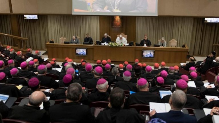 Cumbre vaticana sobre la pederastia: ¿Un brindis al sol?