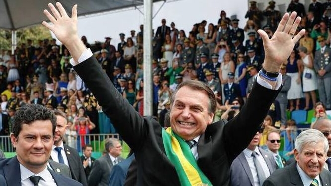 Cristoneofascismo, teísmo político y dios sacrificial de Bolsonaro