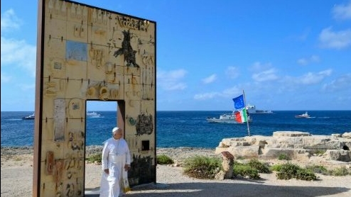 Lampedusa: El sueño católico del Papa Estadounidense