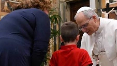 El Papa León XIV pide al gobierno que tome medidas para proteger a los niños y a los trabajadores de la inteligencia artificial