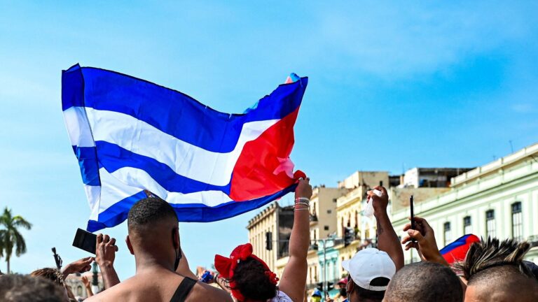 Jóvenes cristianos frente a la represión en Cuba