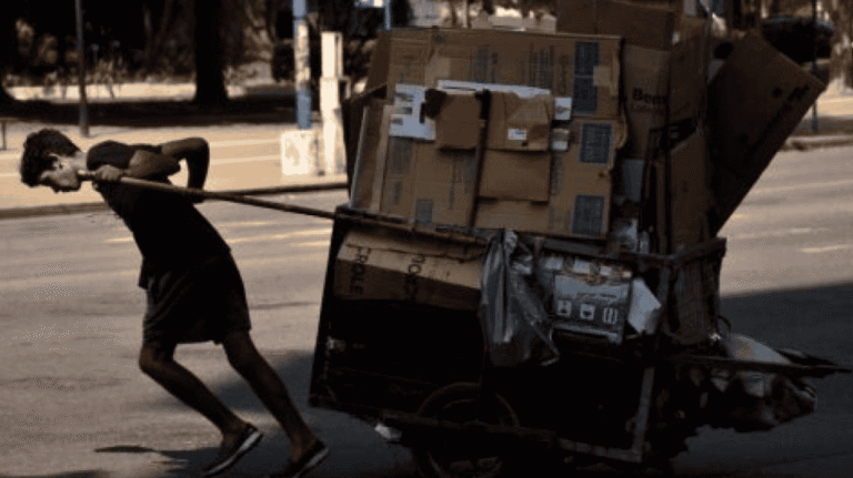 Escuchar a los pobres y contemplar su riqueza