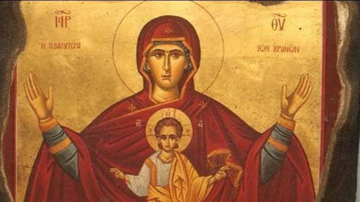 María es la Madre de Dios y en la Eucaristía está Cristo verdaderamente presente