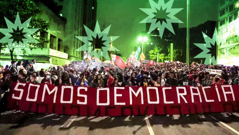 «La prioridad de un gobierno democrático —y solo con Lula tenemos esta posibilidad— es disminuir el sentimiento antisistema generalizado. Entrevista especial con Josué Medeiros.»